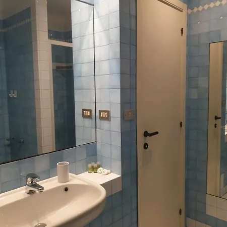 Vanvitelli Aparthotel 2*